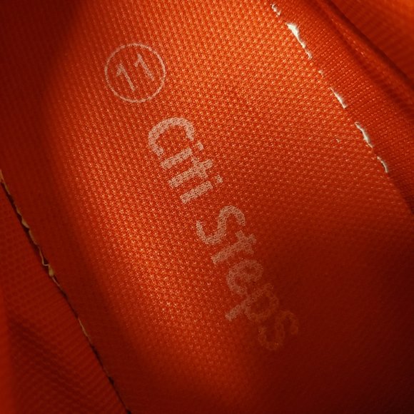 Citi Steps Women's Red Knit Lace Up Sneaker SZ 11 - Picture 7 of 10